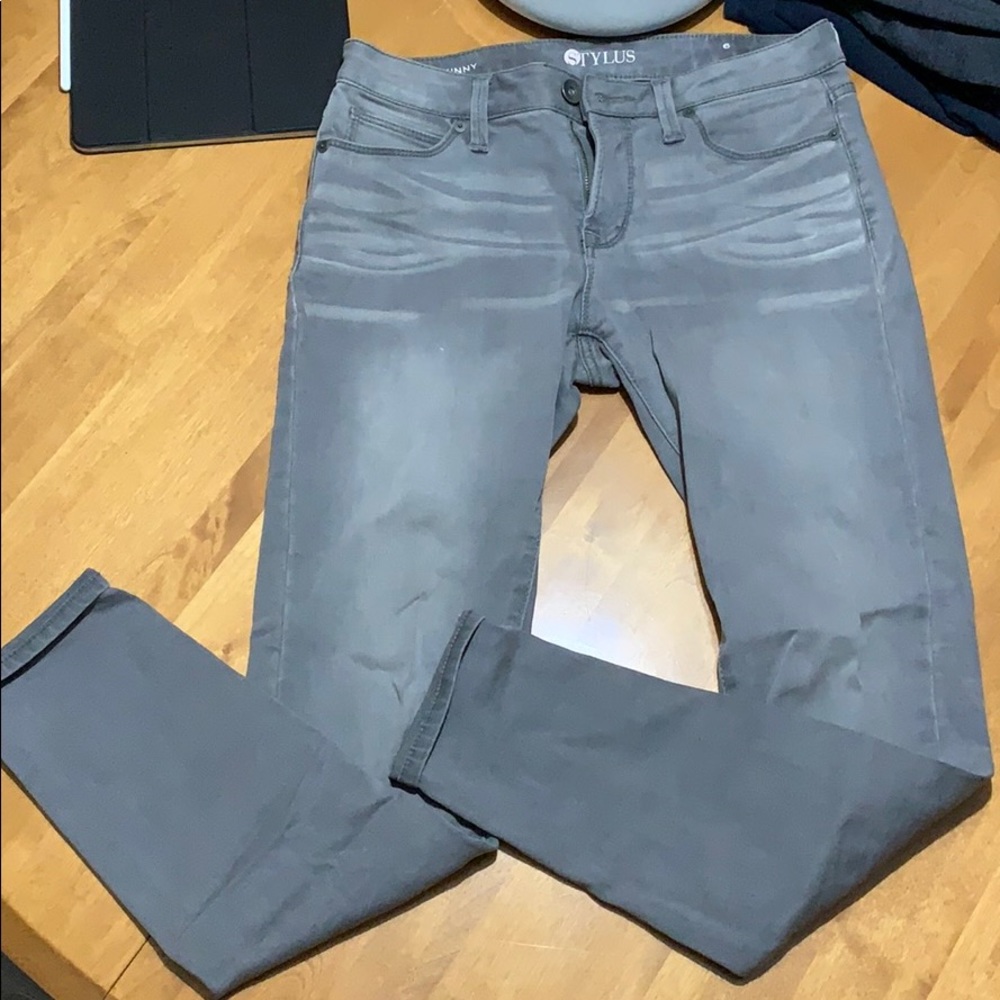 Gray skinny jeans!